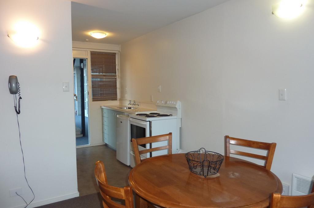 Colonial Inn Motel Christchurch Quarto foto