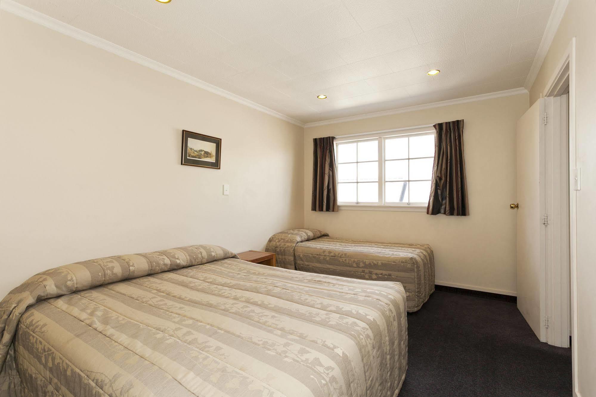 Colonial Inn Motel Christchurch Exterior foto